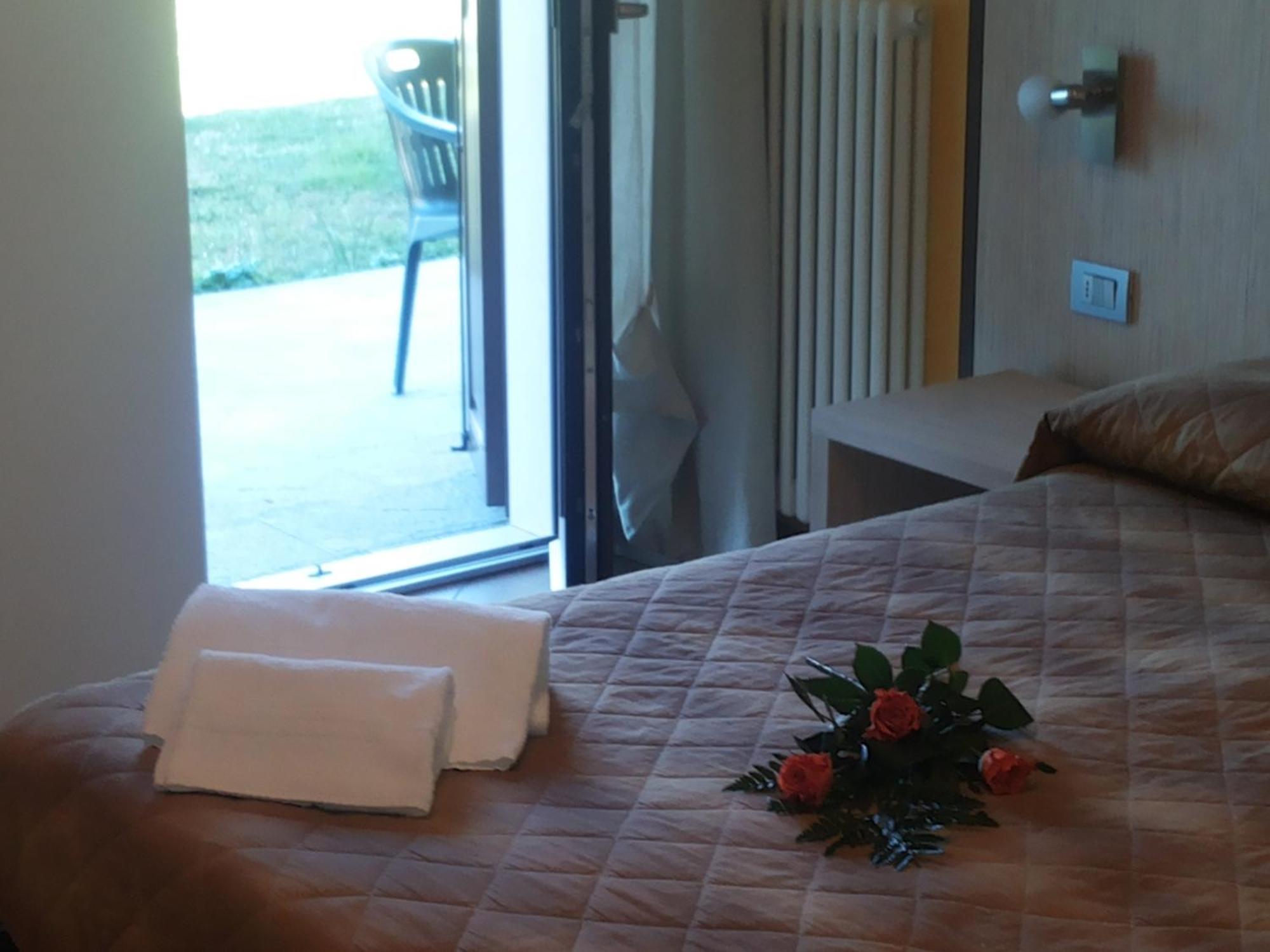 Agritur Arcosole B&B Camping חדר תמונה