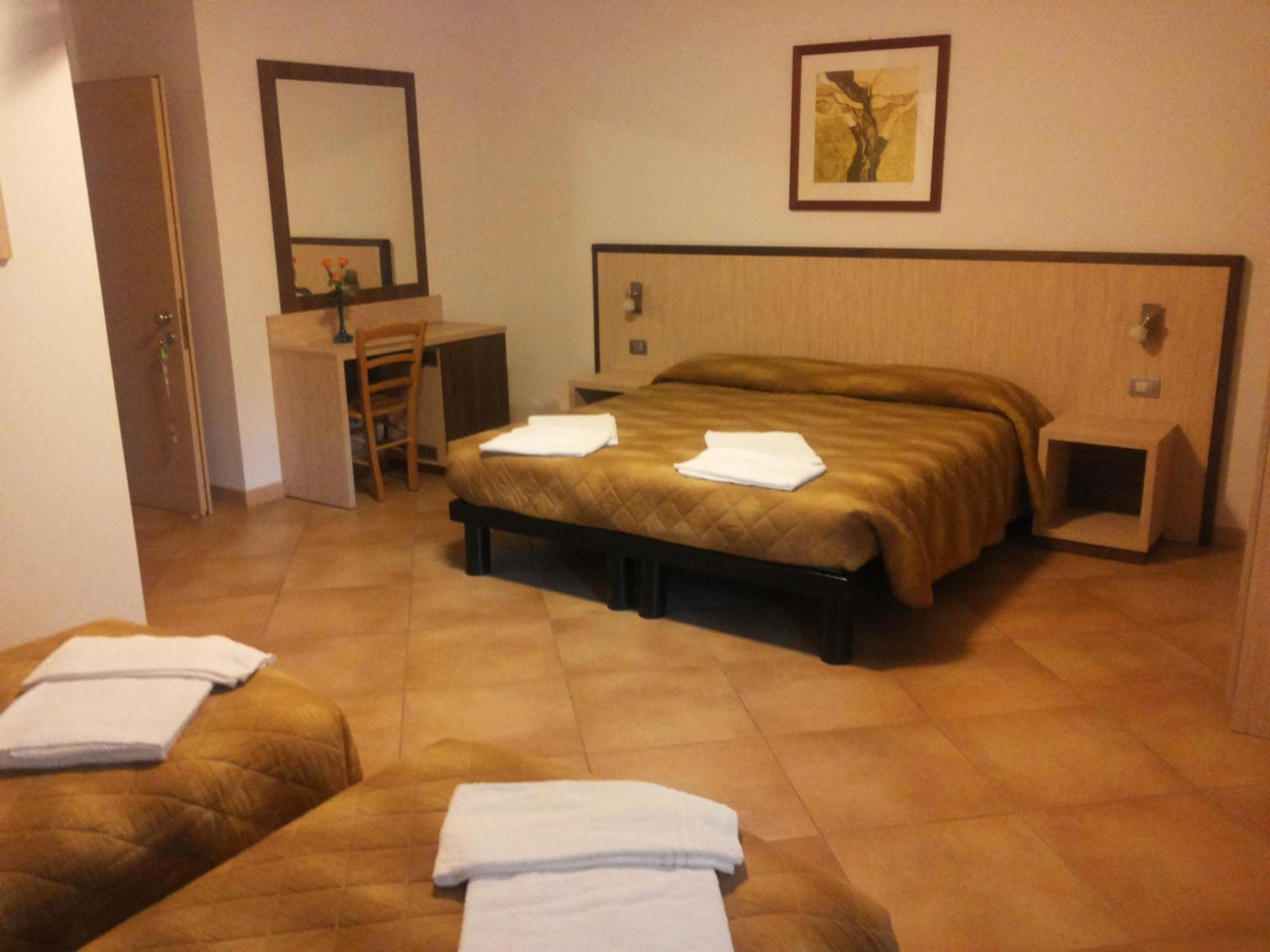 Agritur Arcosole B&B Camping חדר תמונה